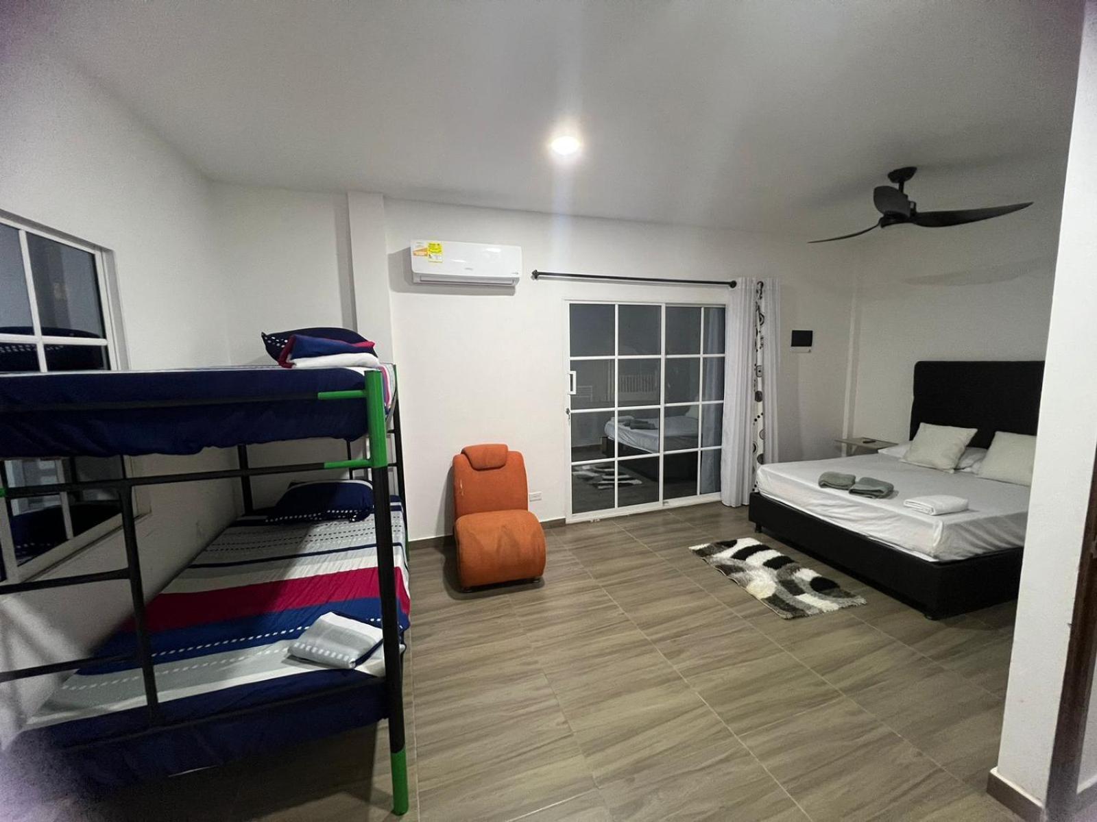 Homestay Y Aptos Isabella Santa Marta (Magdalena)