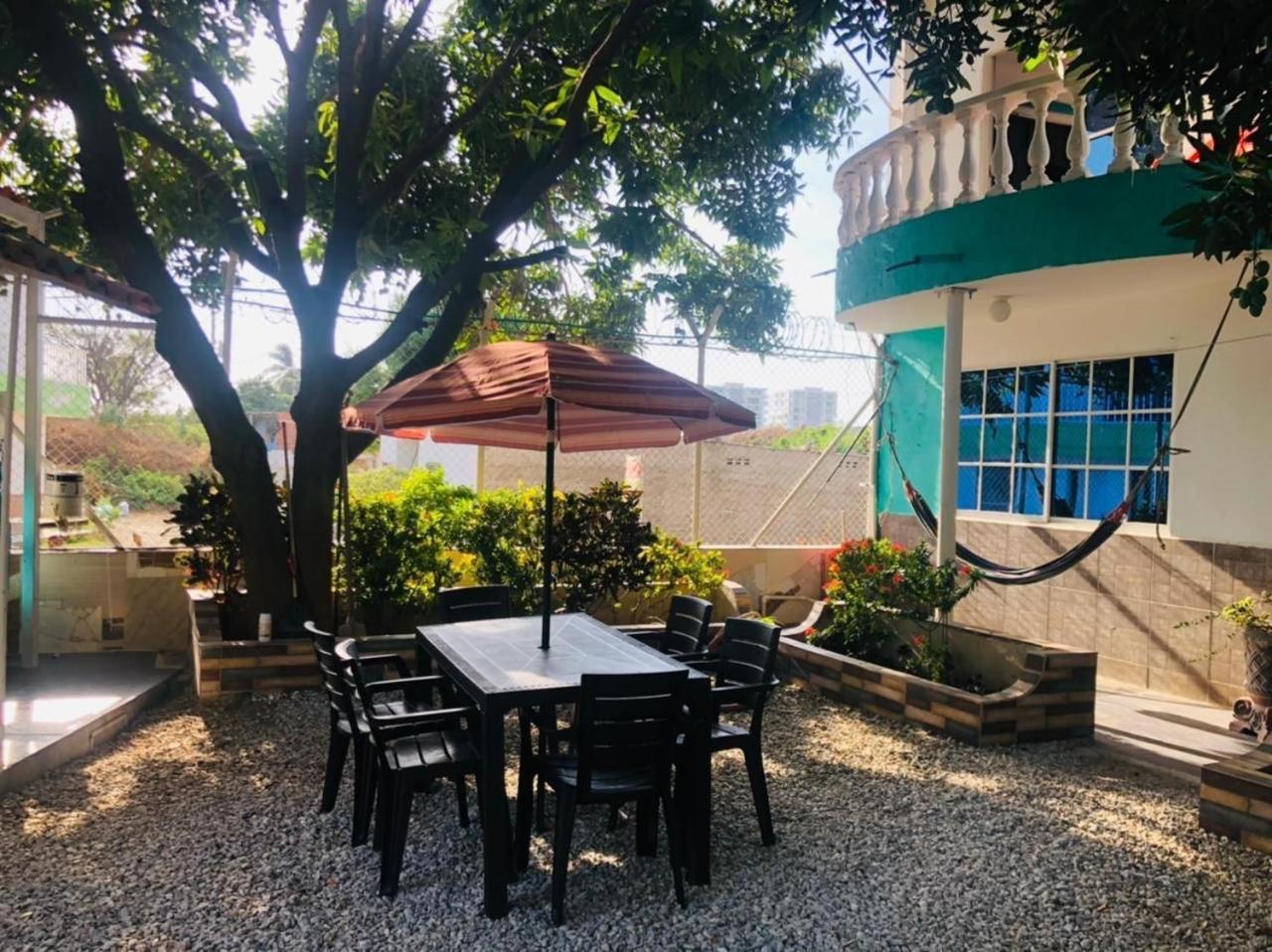 Y Aptos Isabella Homestay Santa Marta (Magdalena)