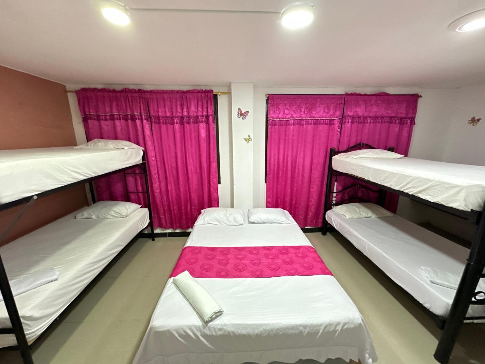 Guest house El Exito *