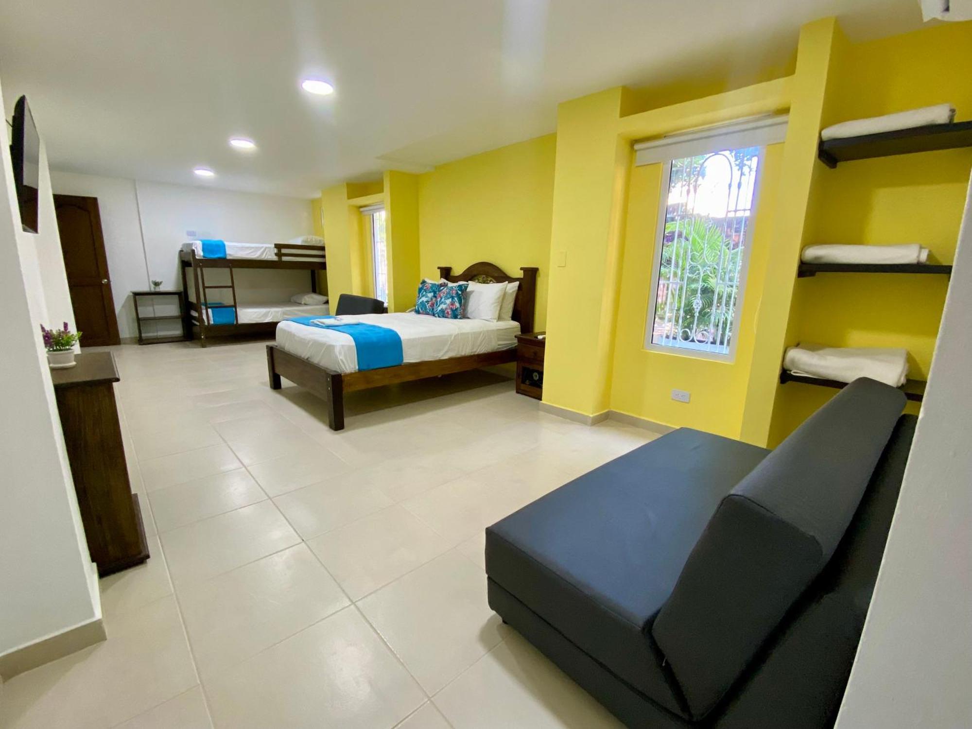 Hotel Marovi 2*