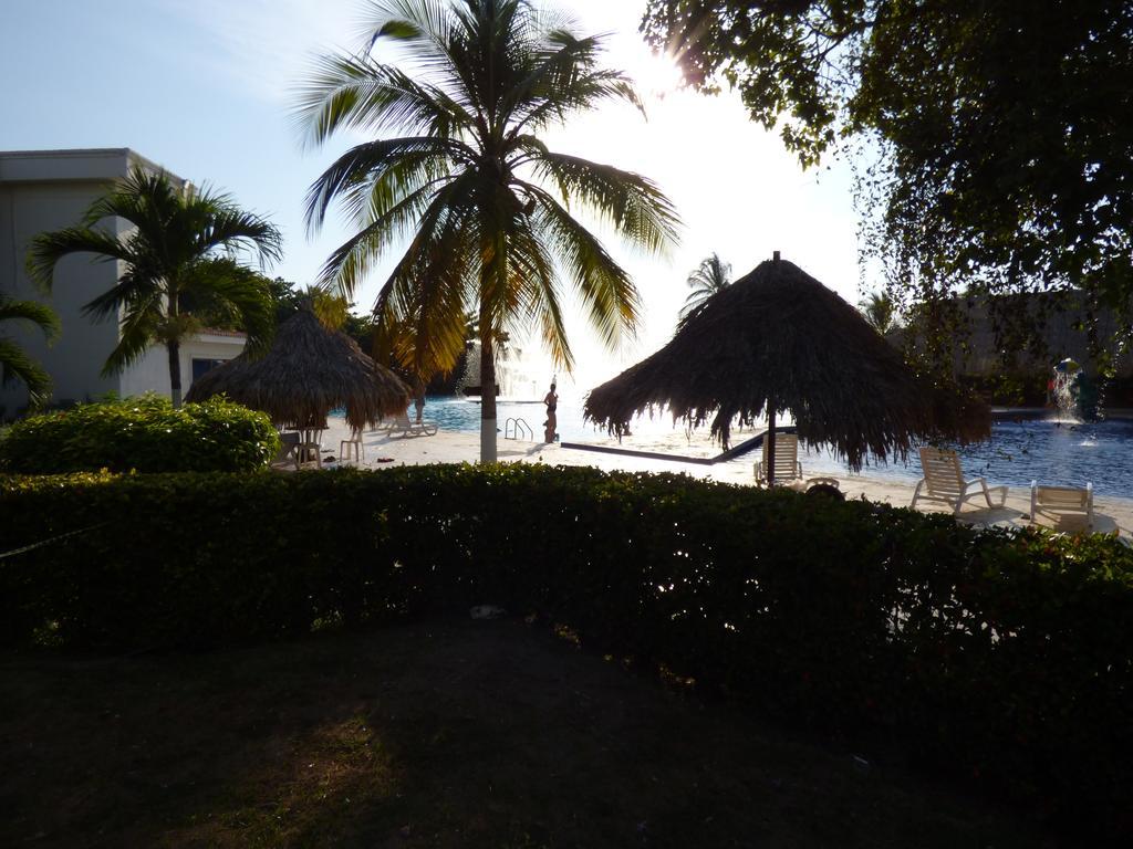 Costa Azul 802 *