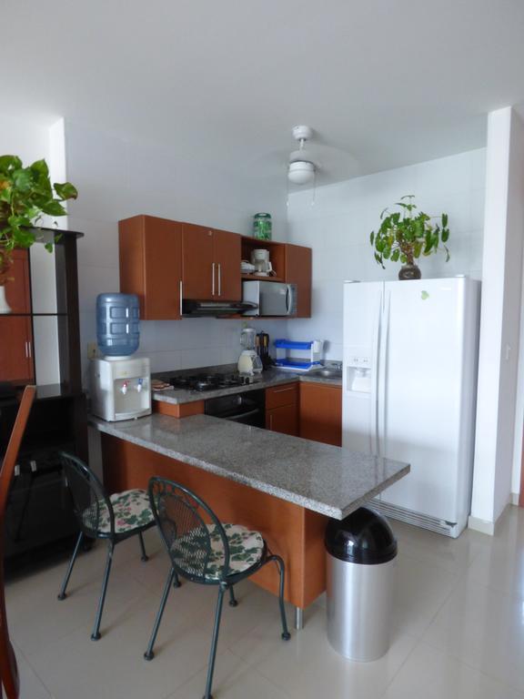 Costa Azul 802 *