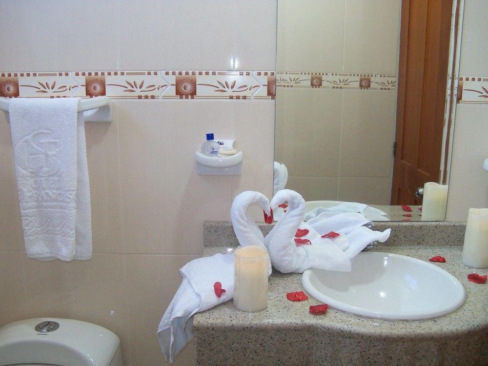 San Francisco De Asis Hotel 2*