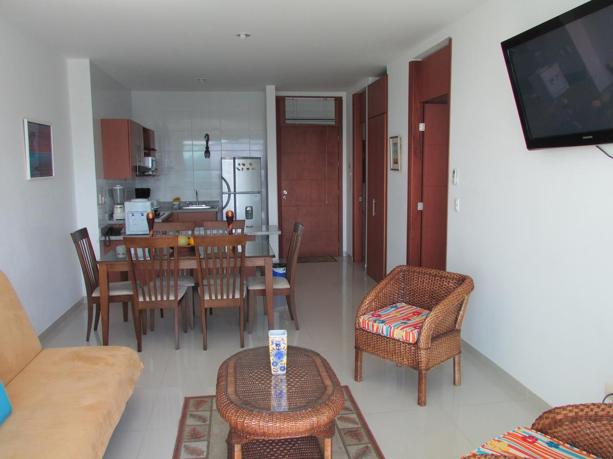 Apartamento Costa Azul 1002 *