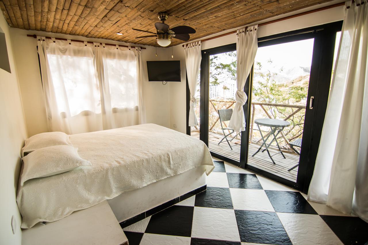 Bunsizanisi 3* Santa Marta (Magdalena)