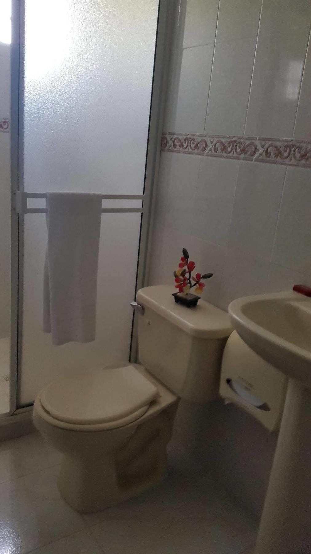 Marovi Hotel 2*
