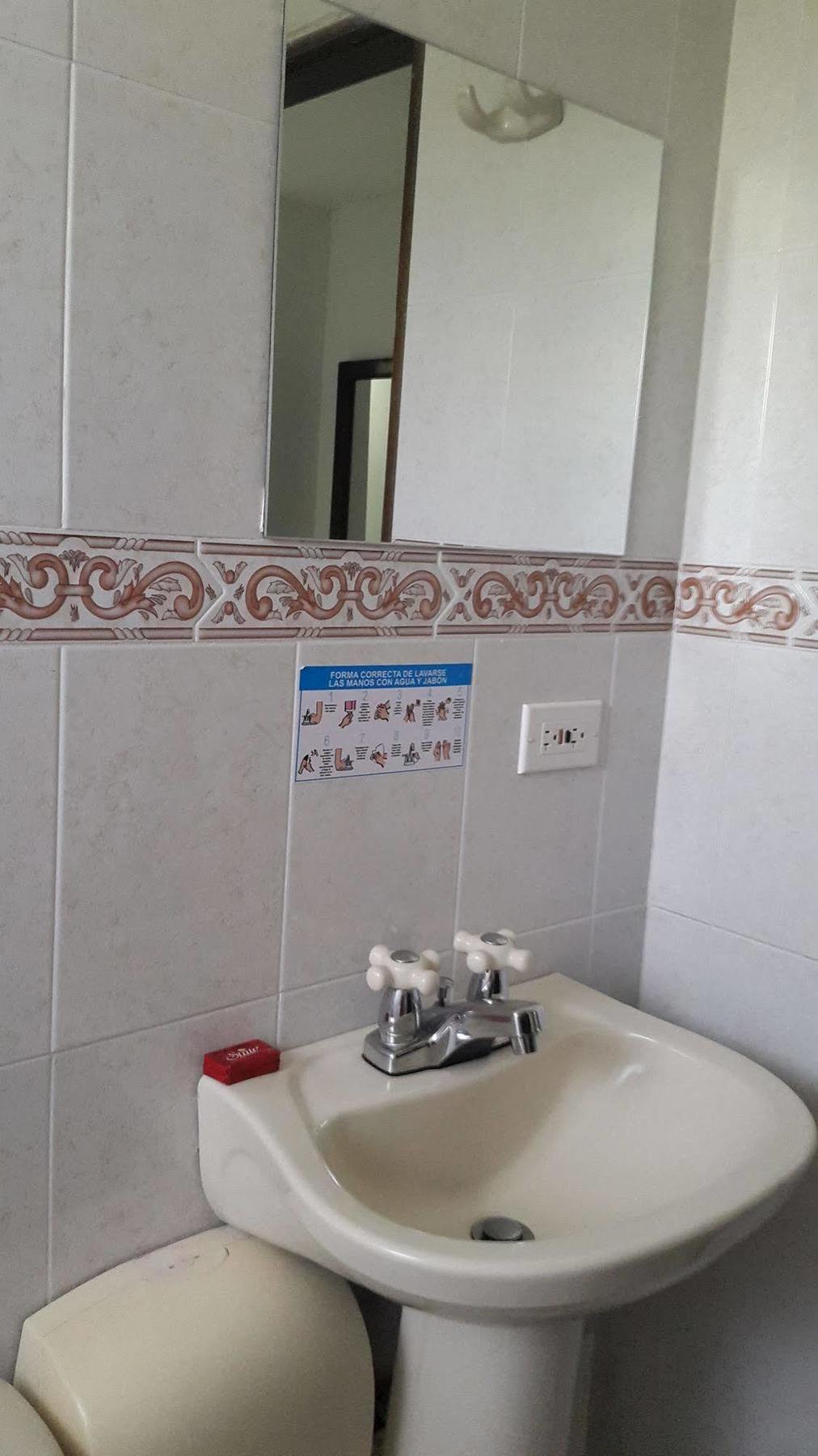 Marovi Hotel 2*