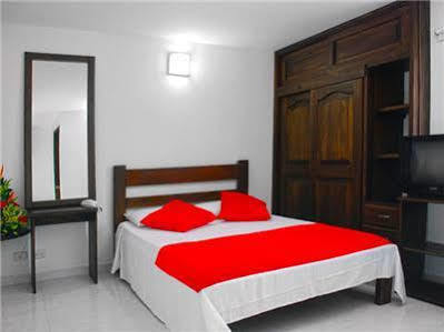 Marovi Hotel