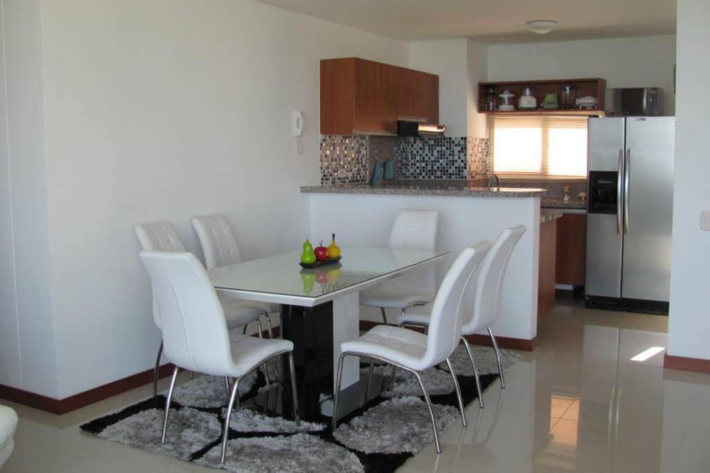 Acogedor Con Vista Al Mar En Zazue A 300 Metros De La Playa Bellohorizonte Apartment