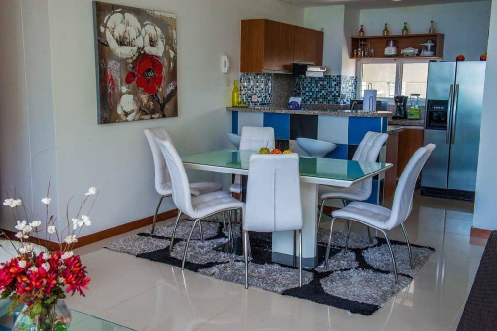 Acogedor Con Vista Al Mar En Zazue A 300 Metros De La Playa Bellohorizonte Apartment *
