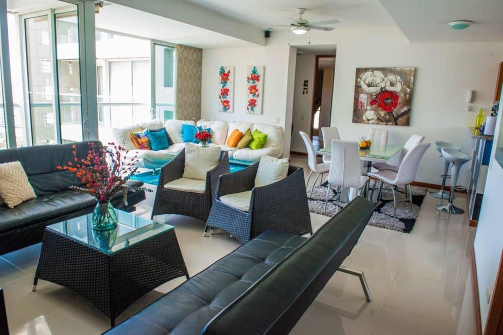 Acogedor Con Vista Al Mar En Zazue A 300 Metros De La Playa Bellohorizonte Apartment