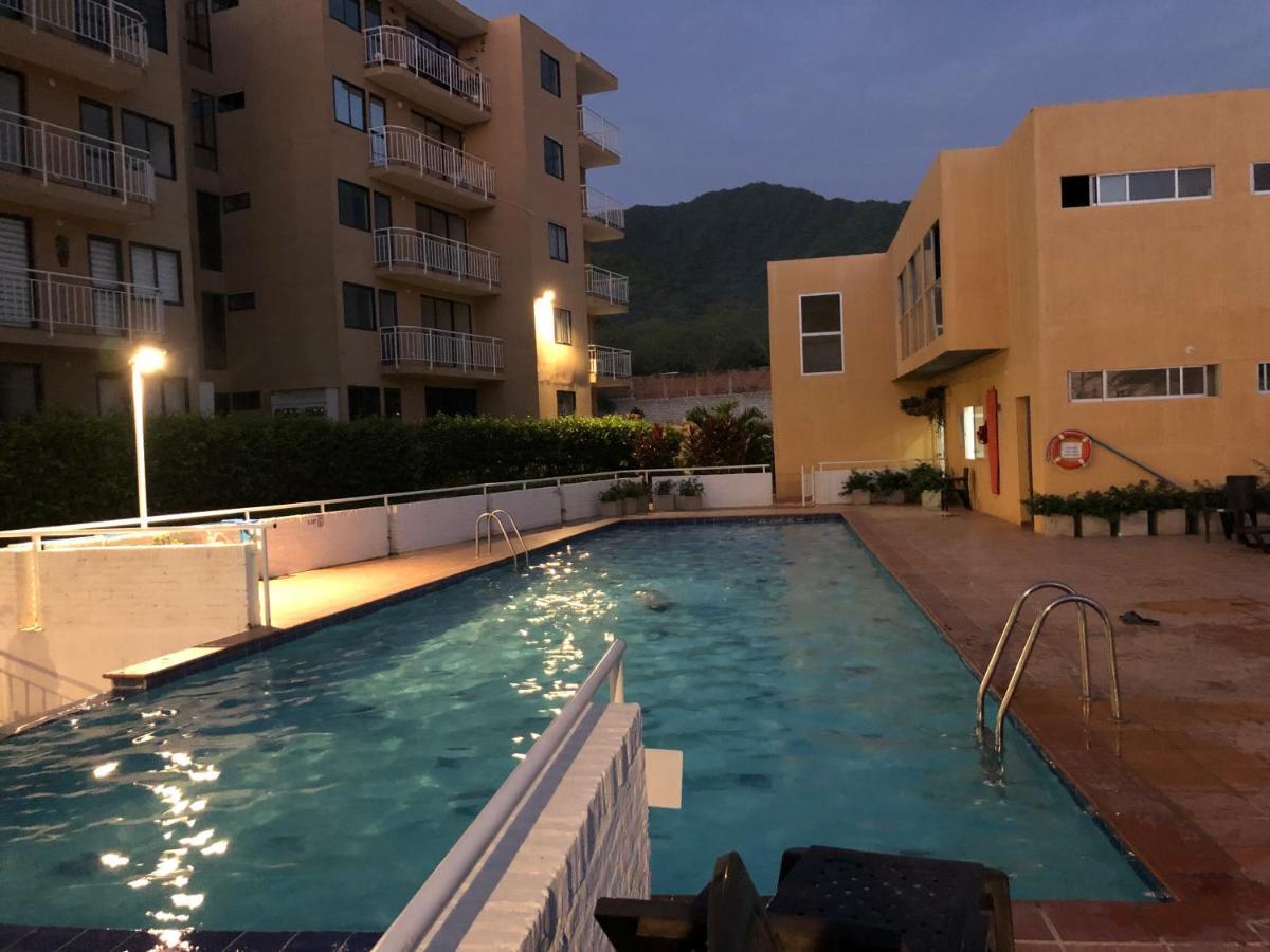 Apartamento 3 Habitaciones, Balcon, Piscina, Vista Al Mar, Tranquilidad Y Descanso Santa Marta (Magdalena)
