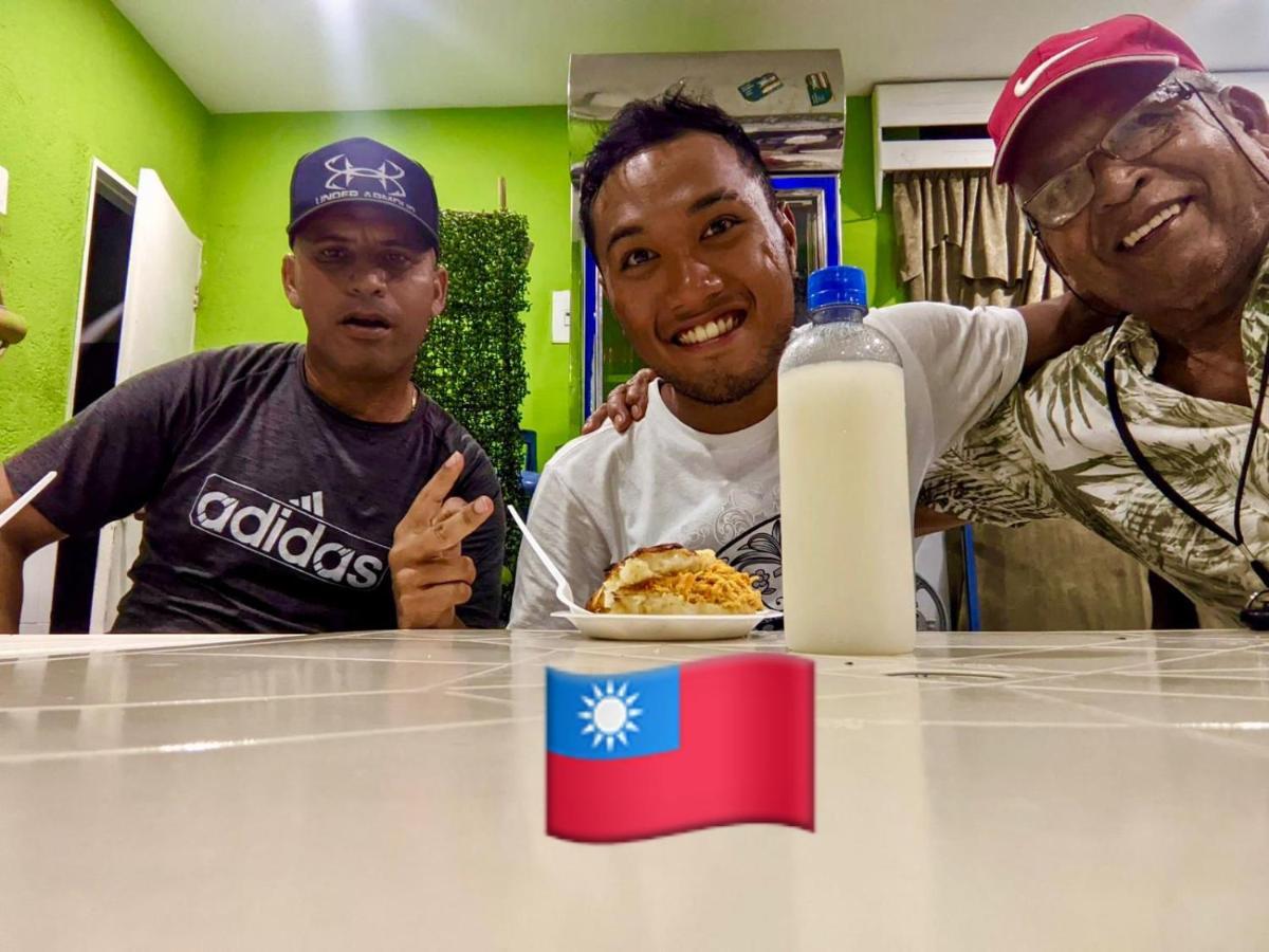 Pensión Casa Feliz *