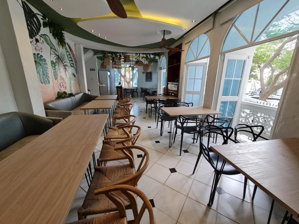 Hotel Casa Blanca Del Mar *