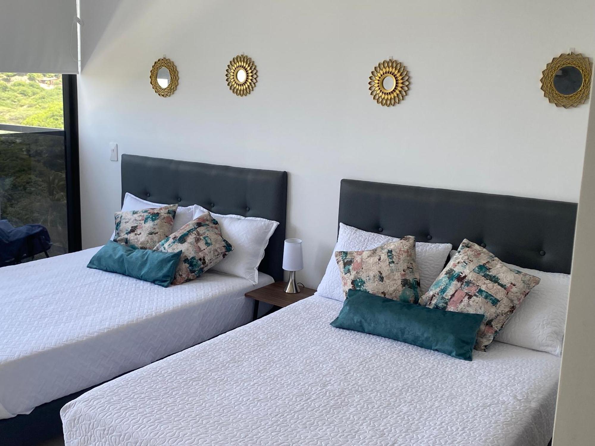 Apartasuites Con Balcon Vista A Mar 5 Min De La Playa Salinas Del Mar Apartment