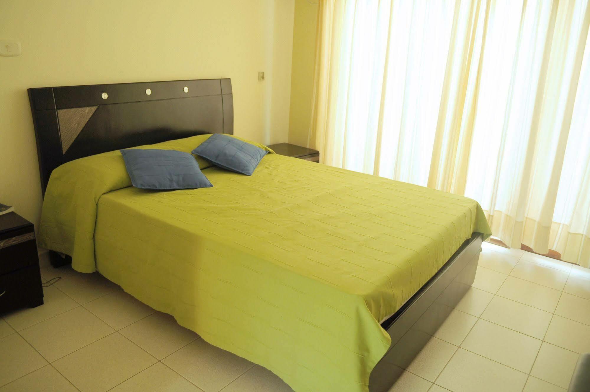 Palmarena Plaza Hotel 3*