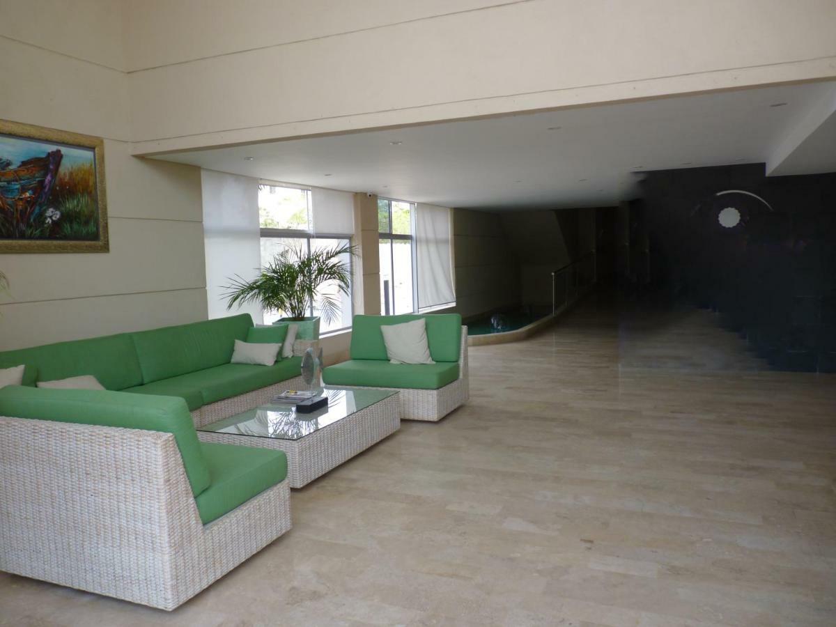 Beautiful Sea View Apartment *
